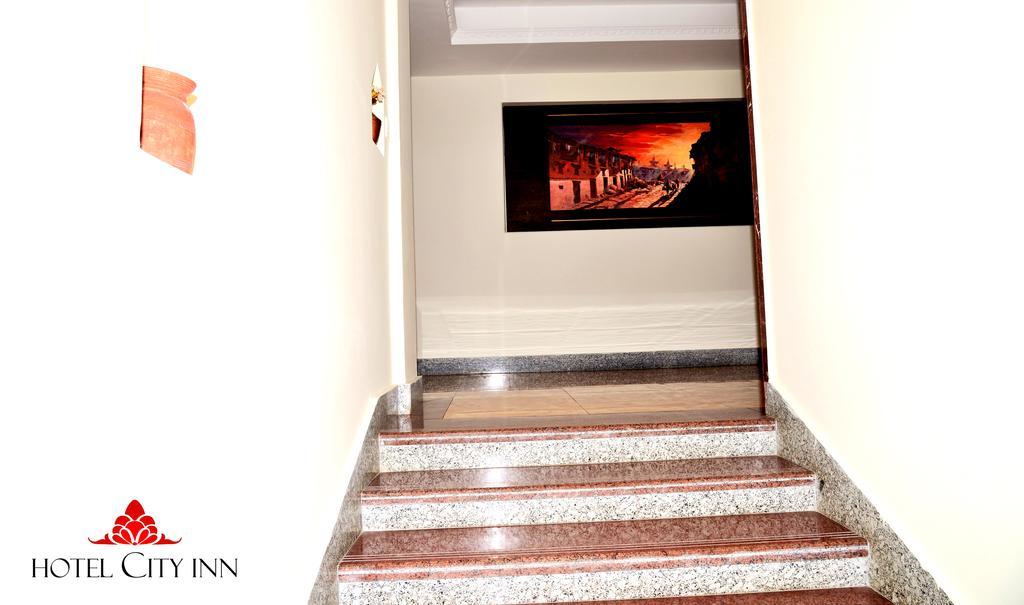 Hotel City Inn - Mountain View Pokhara Bagian luar foto