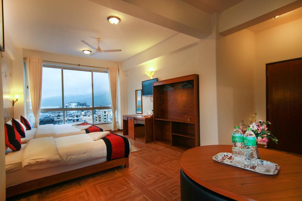 Hotel City Inn - Mountain View Pokhara Bagian luar foto