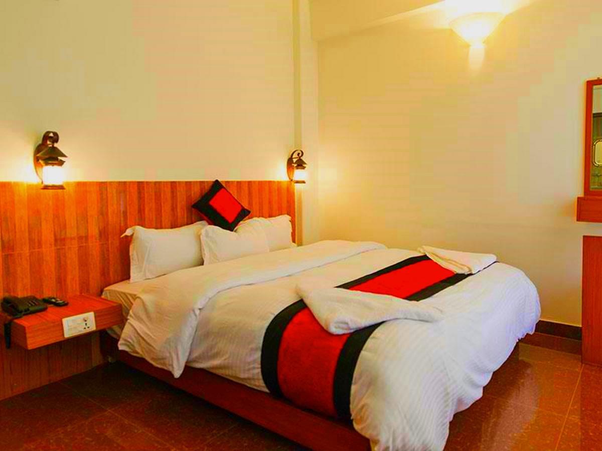 Hotel City Inn - Mountain View Pokhara Bagian luar foto